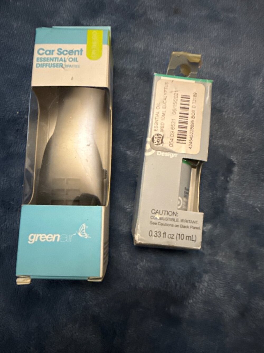 Car Scent Essential Oil Diffuser With Eucalyptus Essential Oil Greenair On-The-G
